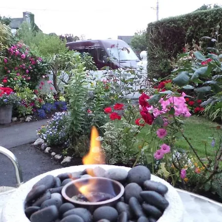 بيت ضيافة Inishmore House