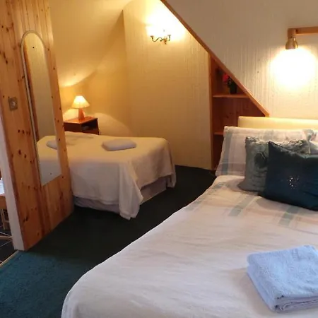 بيت ضيافة Inishmore House