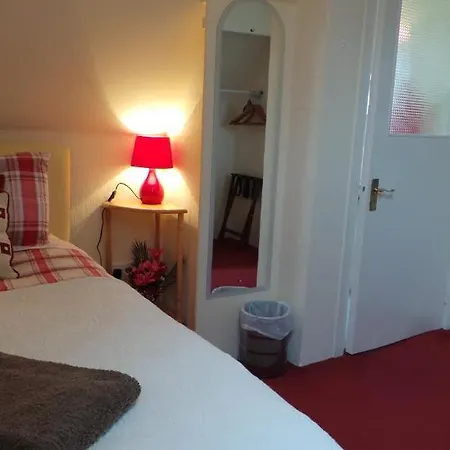 Inishmore House غالواي