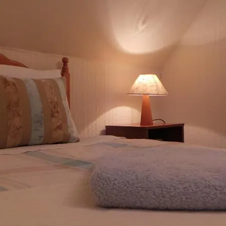 بيت ضيافة Inishmore House